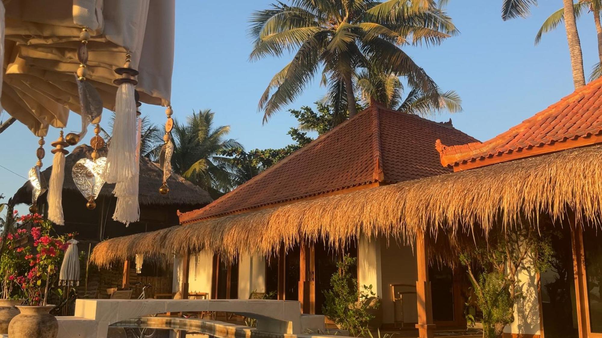 Mandala Beach Healing Rooms Gili Air Bagian luar foto