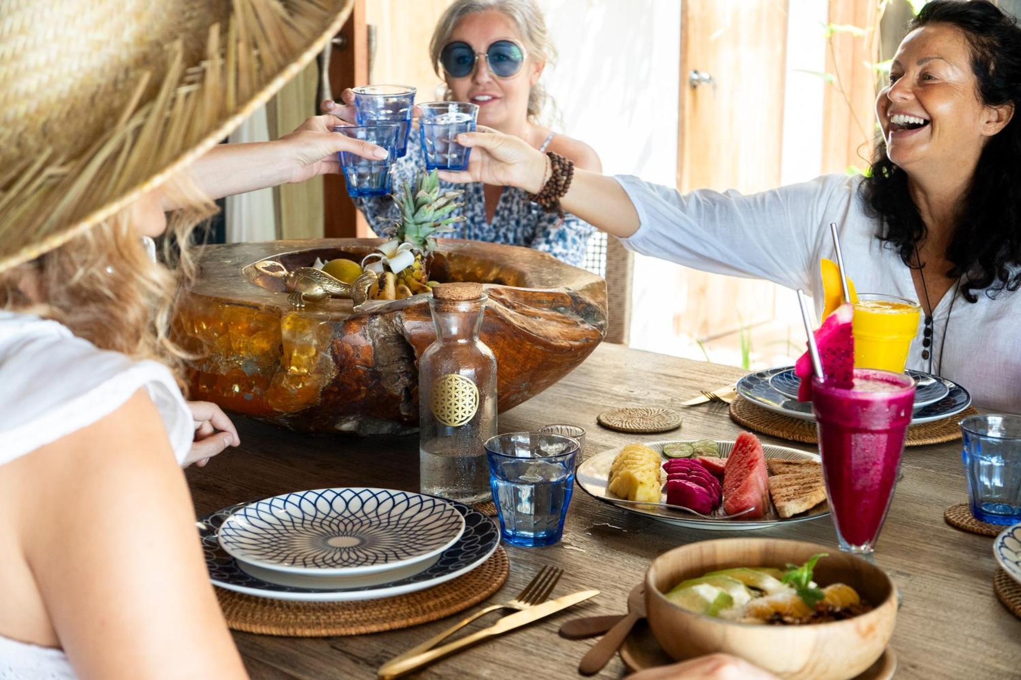 Mandala Beach Healing Rooms Gili Air Bagian luar foto