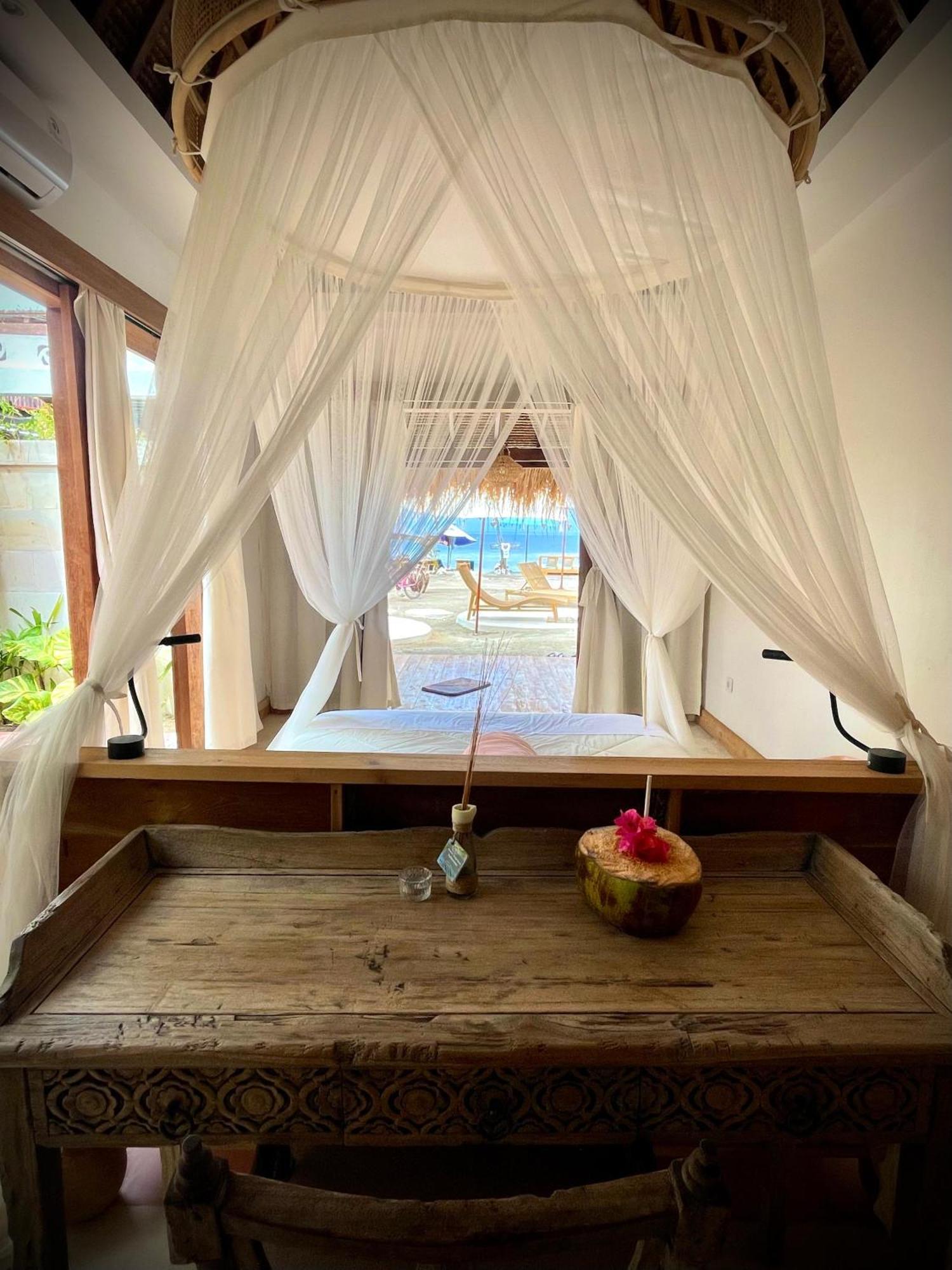 Mandala Beach Healing Rooms Gili Air Bagian luar foto
