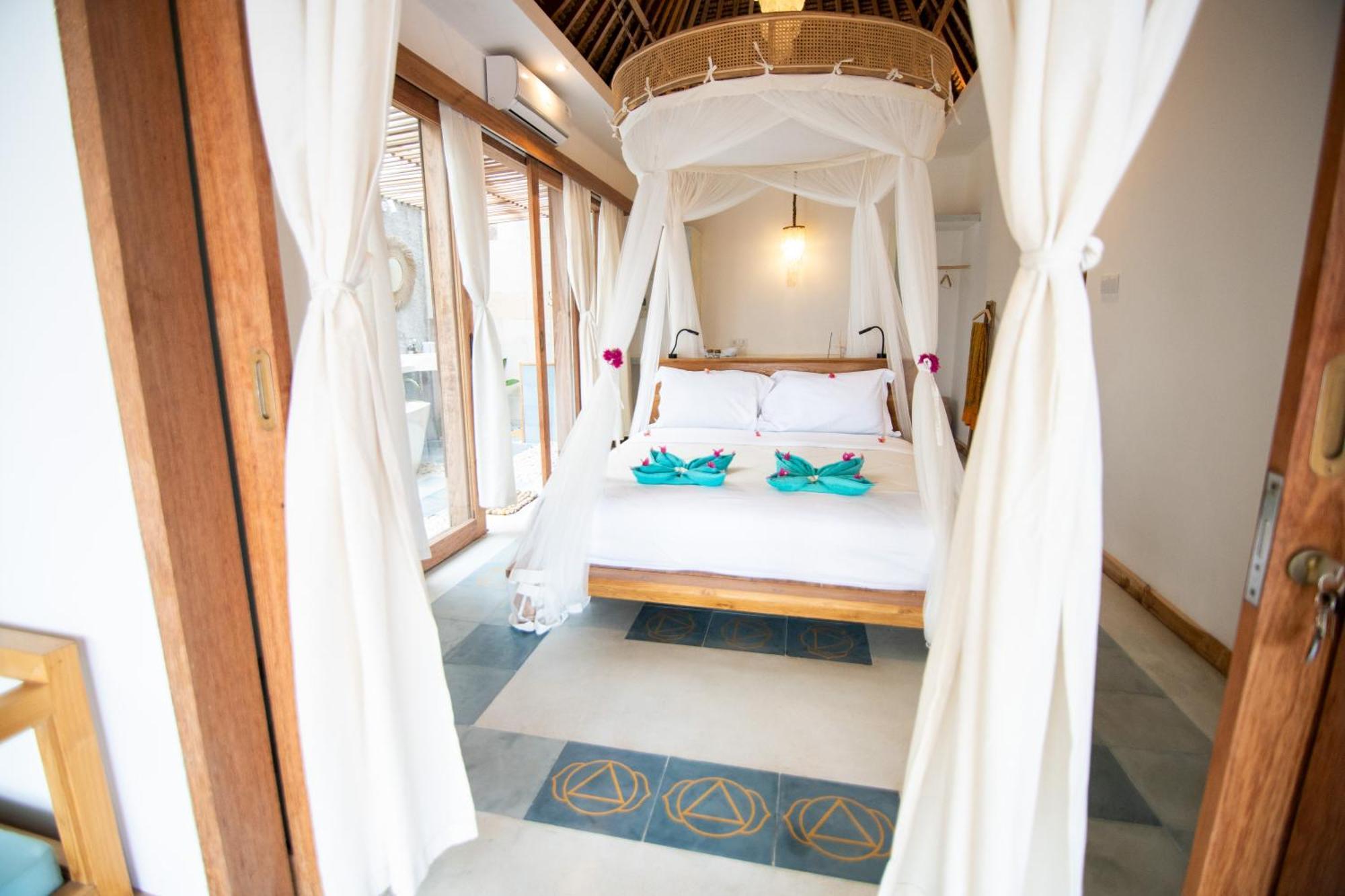 Mandala Beach Healing Rooms Gili Air Bagian luar foto