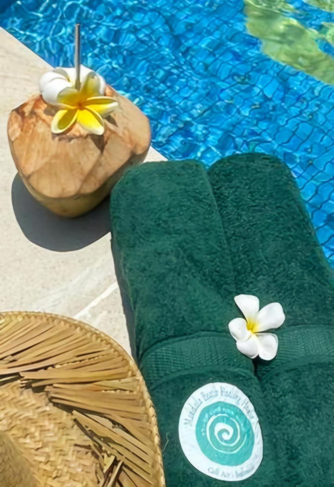 Mandala Beach Healing Rooms Gili Air Bagian luar foto